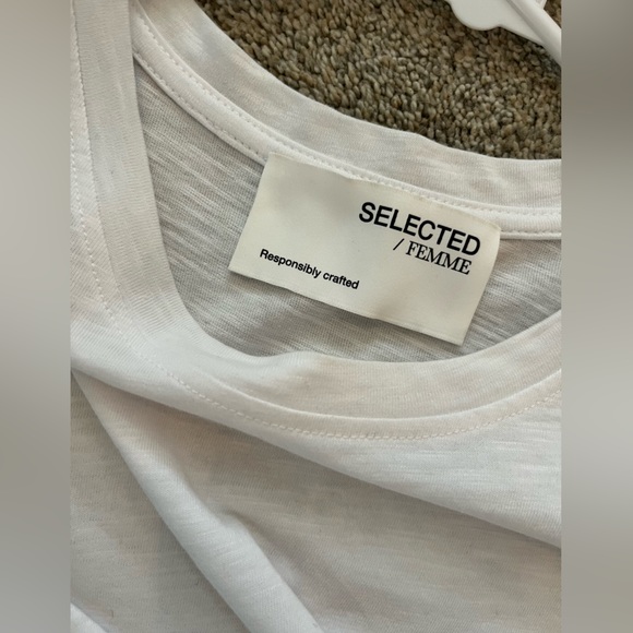 Selected Femme - the PERFECT white shirt - Picture 5 of 12